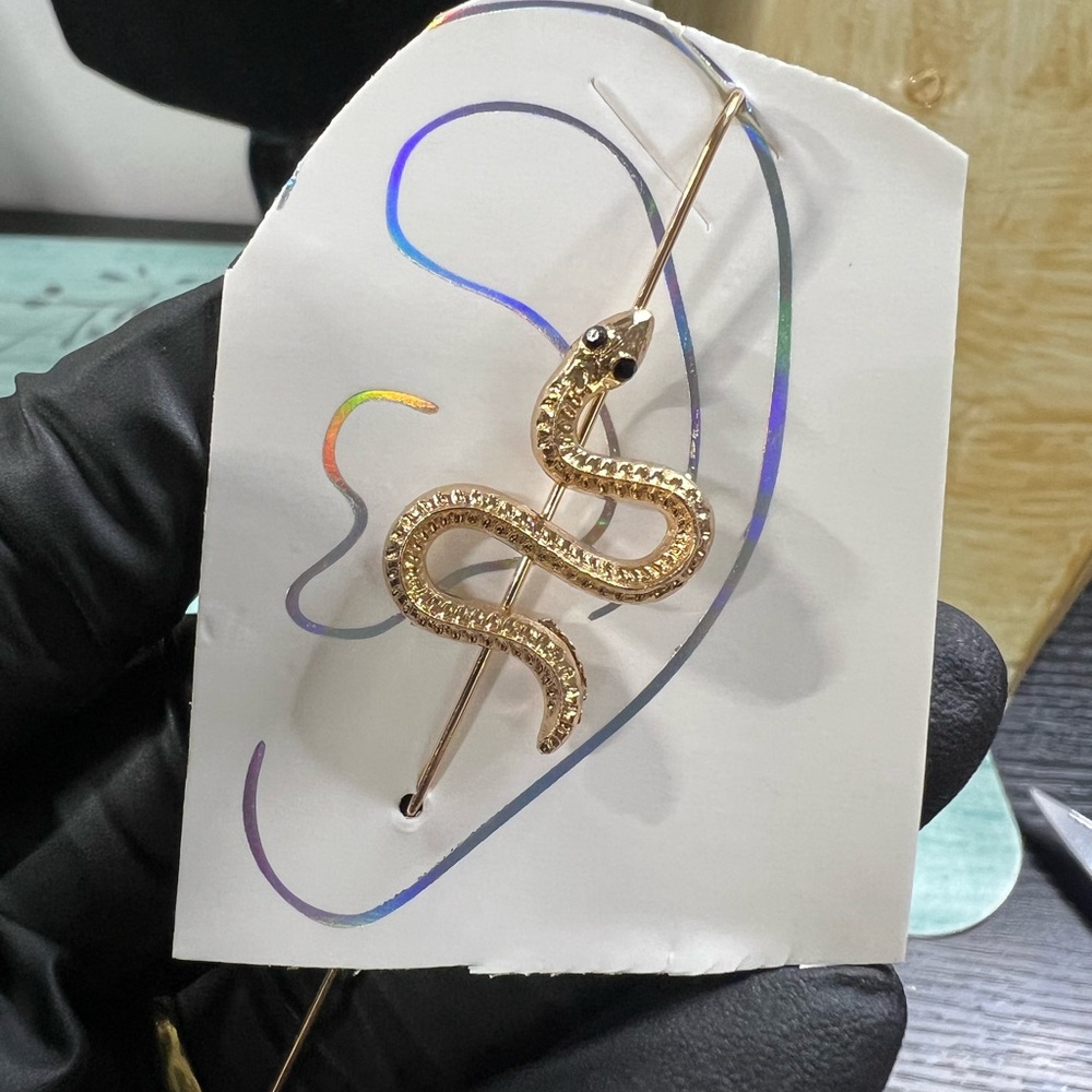 Cleopatra Style Goldtone Snake Ear Cuff/earring Brand New As So No returns